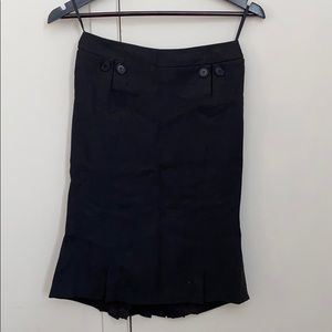 Pencil skirt with ruffle